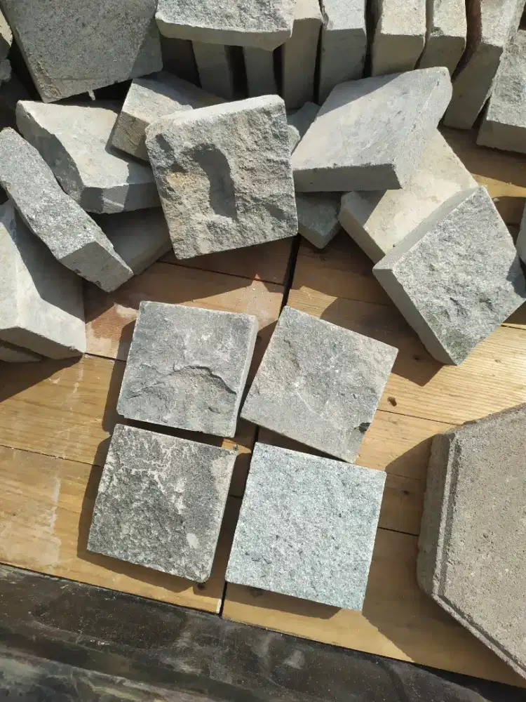 Batu alam cobaltstone