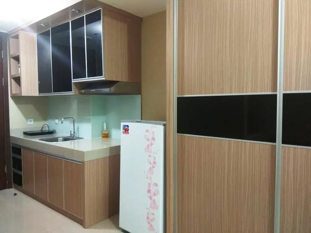 STUDIO APARTEMEN U RESIDENCE