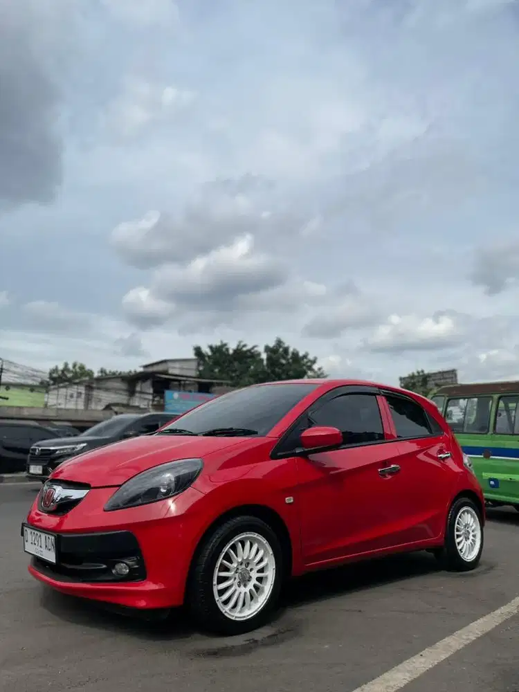 Honda Brio satya 1.2 E Mt 2015 Km 63 rbu