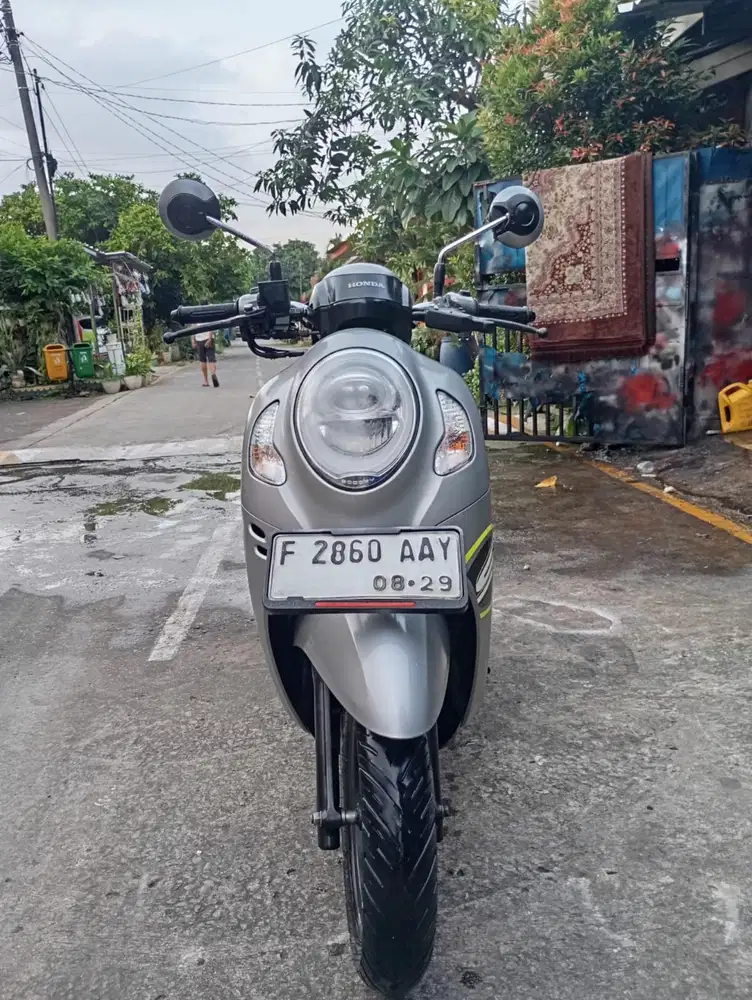Dijual motor Honda Scoopy sporty 2024