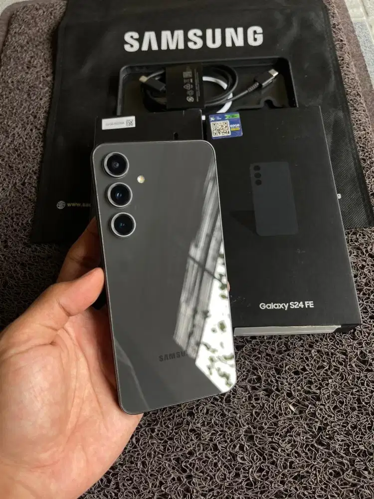 Samsung S24 FE 8/256