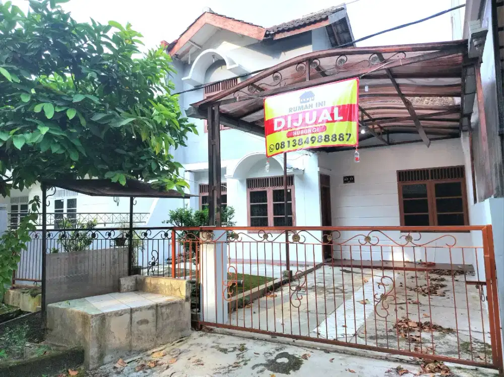Rumah asri depan taman di Baranangsiang Indah (BSI) Bogor
