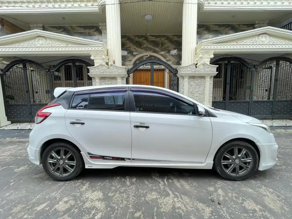 Toyota Yaris lele 2015 TRD sportivo