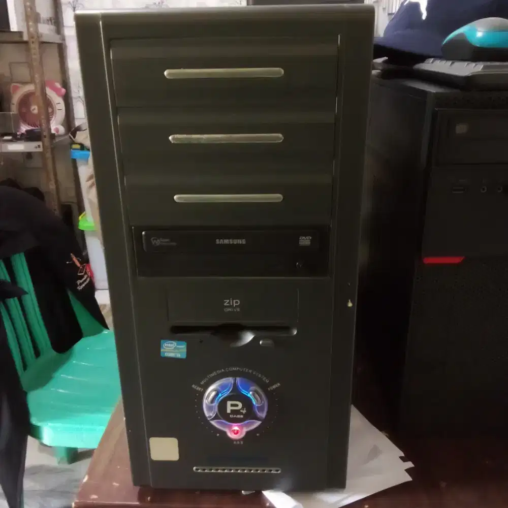 Cpu only core i3-3210 3,2ghz/ram DDR3 8gb/hd 500gb/vga 1gb