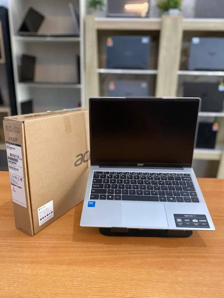 ACER ASPIRE AL14-32P 14INC FHD-COREI3 N355 RAM 8GB SSD 512GB FULLSET