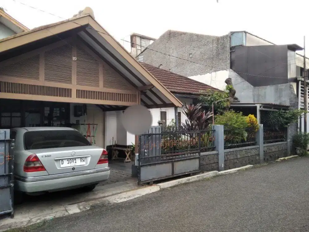 rumah minimalis siap huni lokasi strategis di sayap bkr buah batu