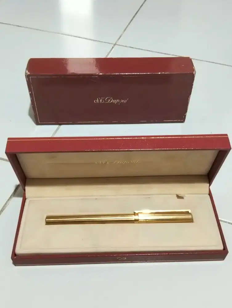 ST. Dupont Luxury Pen