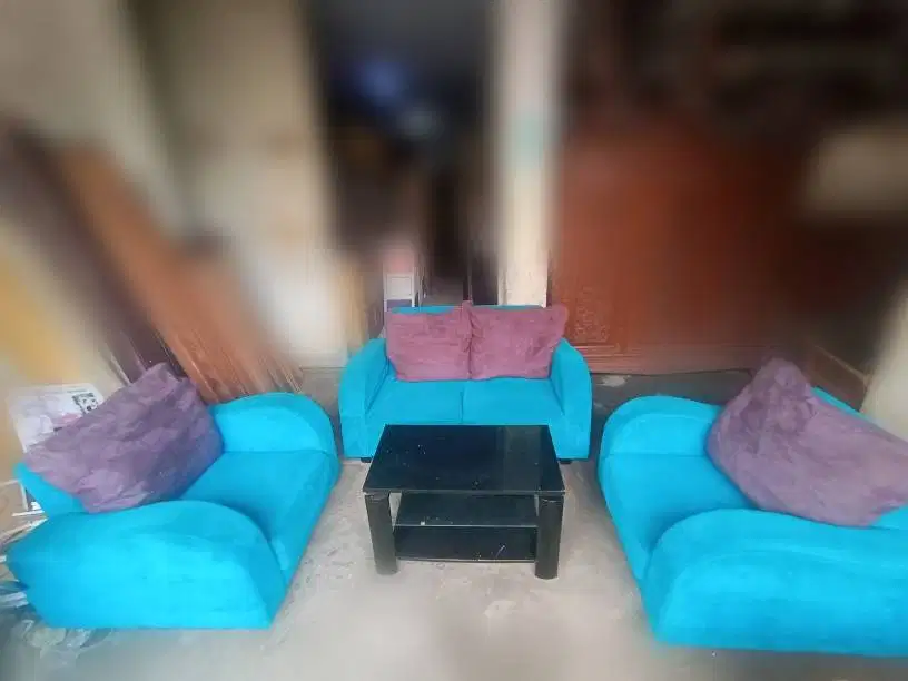 Sofa Tamu 2.1.1+meja +bantal 4