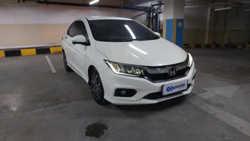 LOW DP Honda City 1.5 E Bensin-AT 2018 SAP
