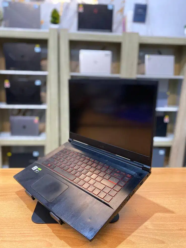 GAMING MSI THIN COREI5 10500H 8GB SSD 256GB+HDD 1TB NVIDIA GTX 1650 Ti