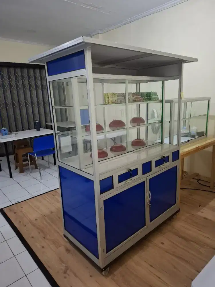 Furniture warung makan