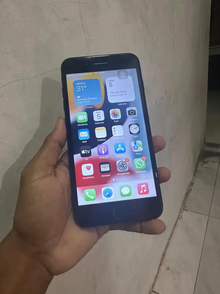 Iphone 7 plus ( 128gb ) Lengkap