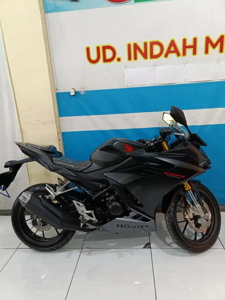 Aki nyala HONDA CBR 150R TAHUN 2021 KM 1000 ISTIMEWA
