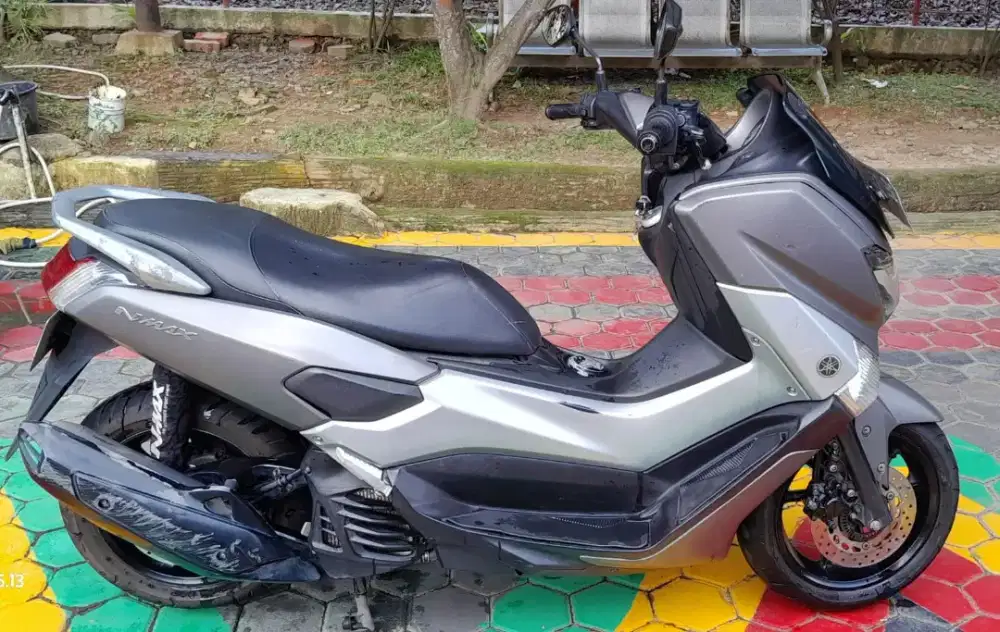 DI JUAL CEPAT NMAX NEGO TIPIS