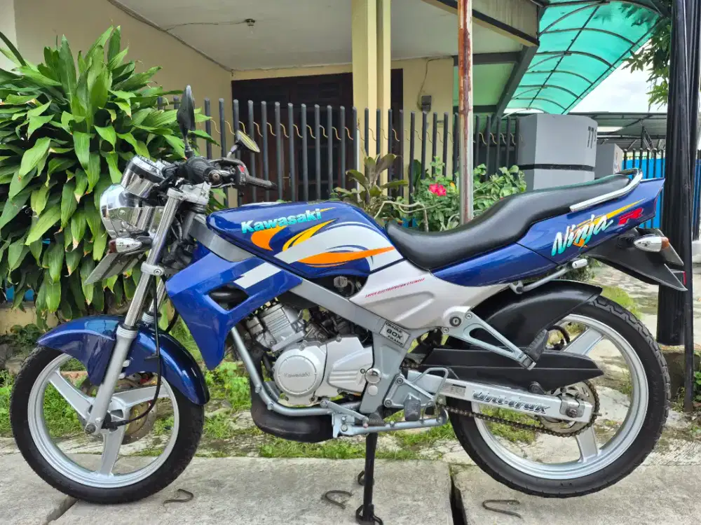 Kawasaki Ninja R ‼️ , Th 2002 , Antik