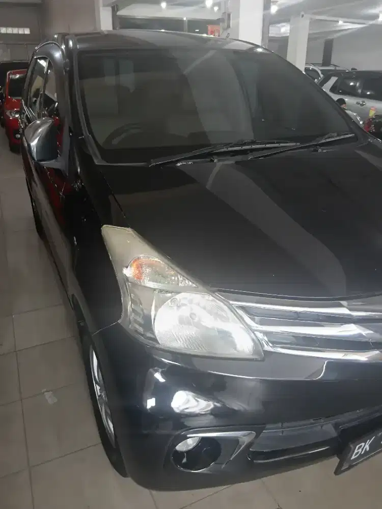 Toyota avanza matic 13