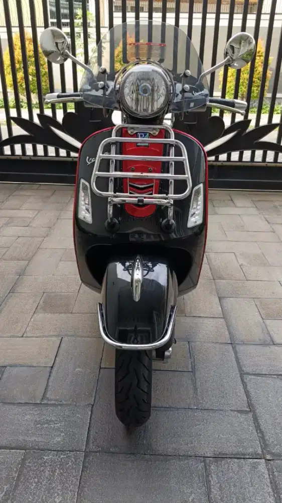 Vespa GTS 2019 inget hitam