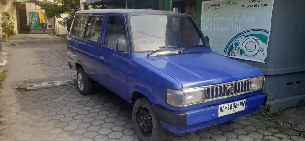 Toyota Kijang Standard 1990