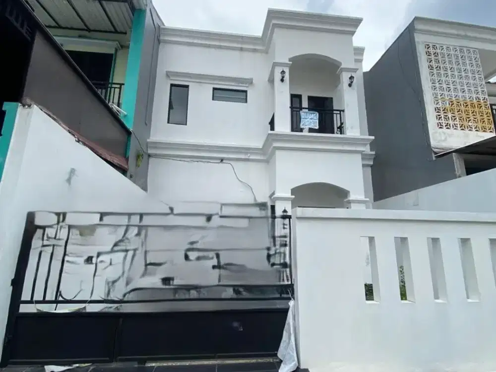 Dijual Rumah Bulevar Harapan Indah – Siap Huni, Desain Elegan (018)