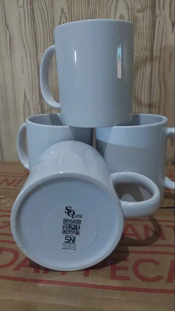 Mug Polos SQ One Superwhite Coating