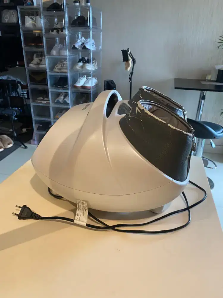 Kursi pijat kaki advance