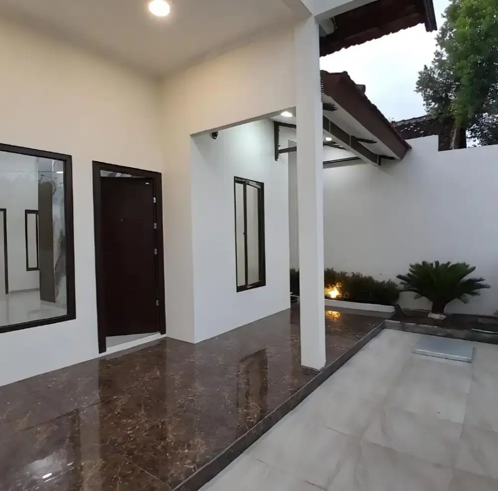 Murah dijual rumah full renovasi banowati bulu semarang utara
