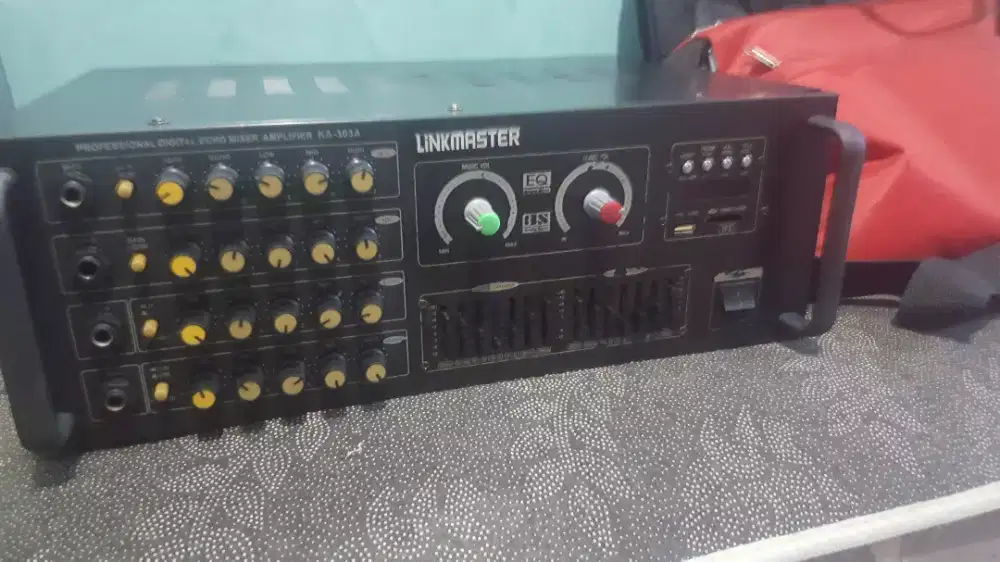 Amplifier karaoke LinkMaster KA-303A