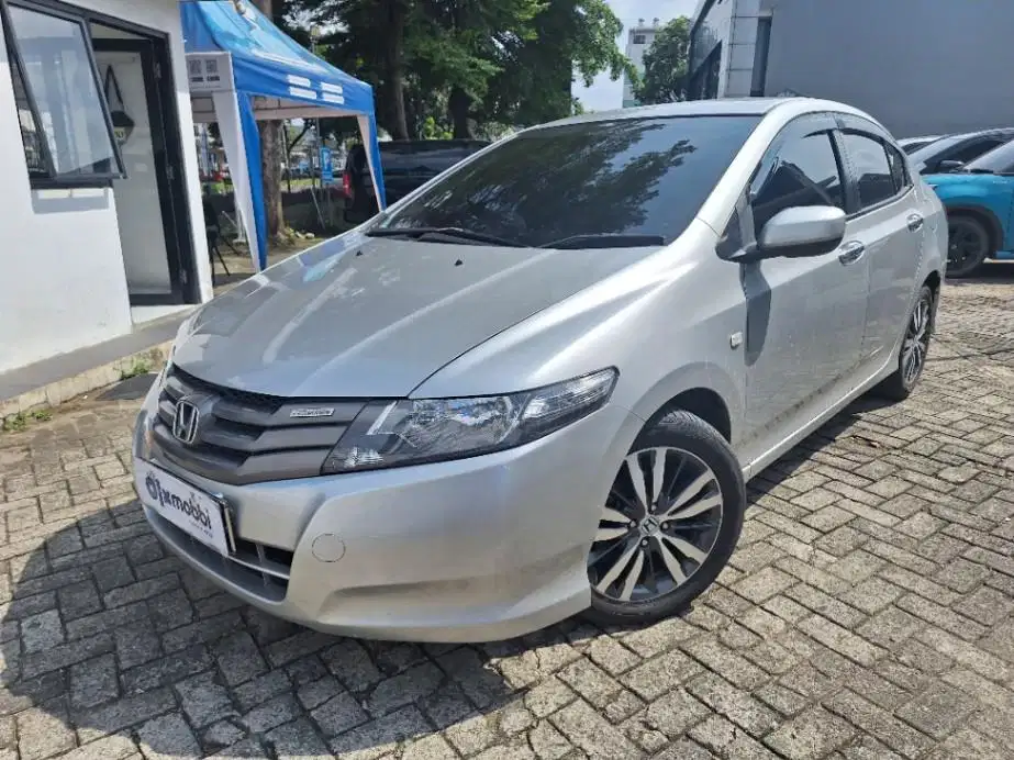 LOW DP Honda City 1.5 S Bensin-AT 2010 EBC