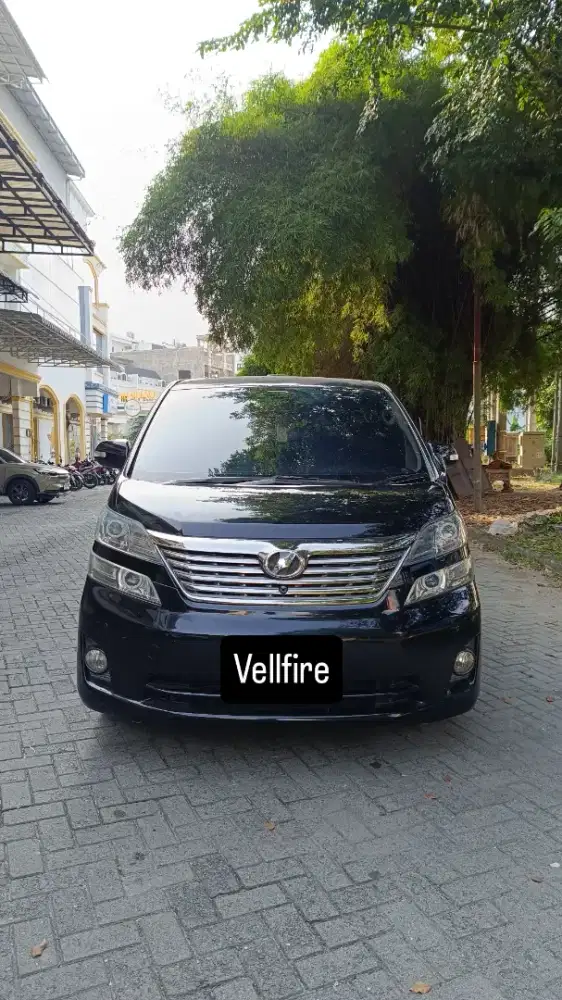 Toyota Vellfire 2010 premium sound Hitam