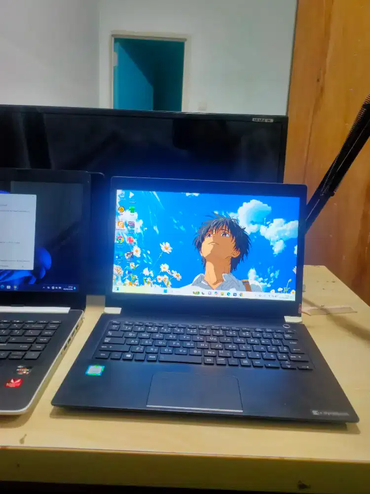 Toshiba core RAM 16GB touchscreen garansi 1bulan