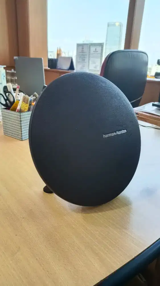 harman kardon onyx studio 4
