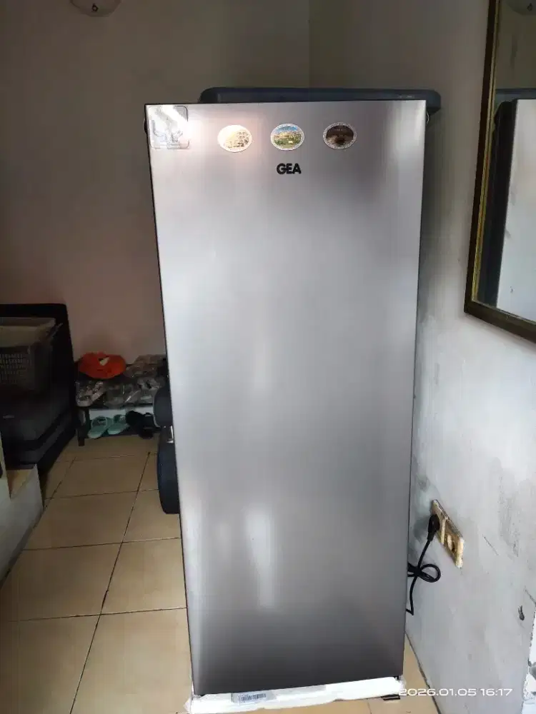 For Sale Freezer GEA 5 Rak