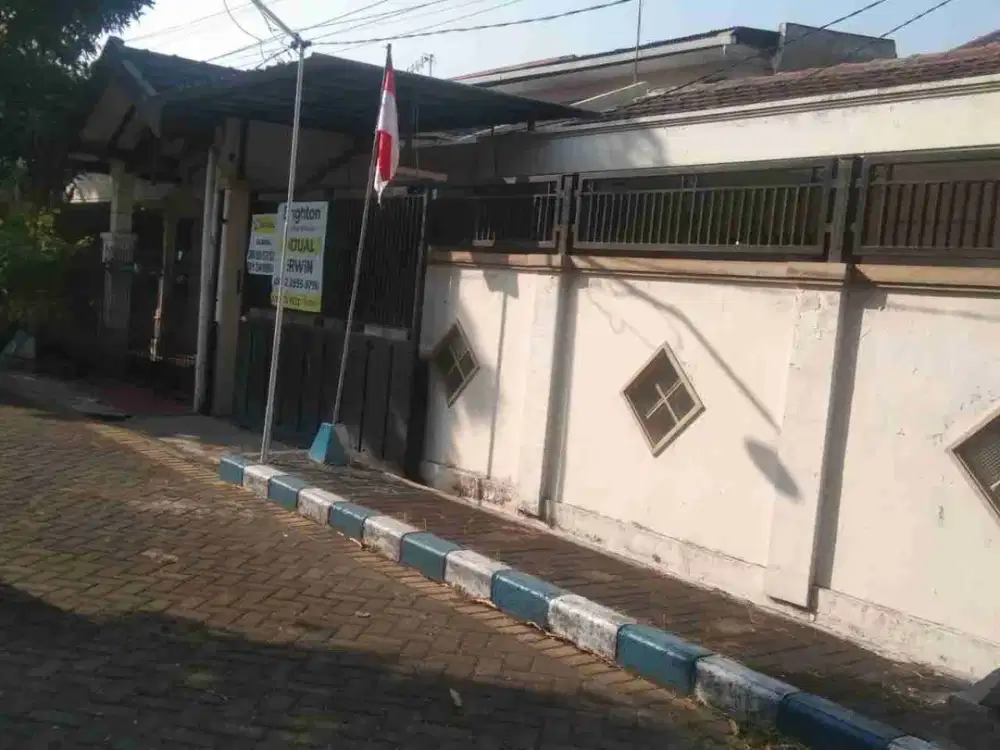 Dijual Rumah Full Bangunan di Tengah Kota di Pondok Jati Sidoarjo