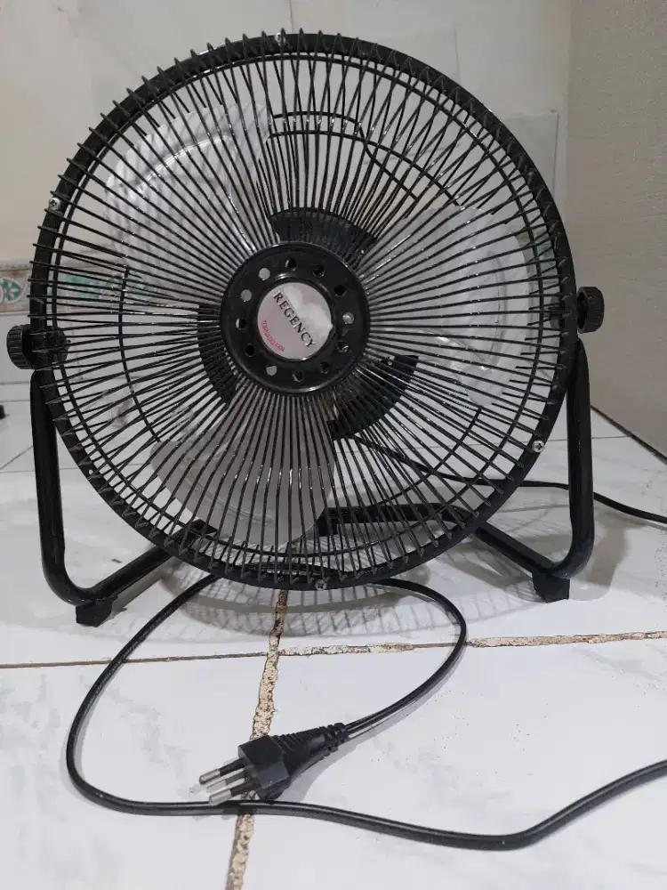 Kipas angin REGENCY 10 in