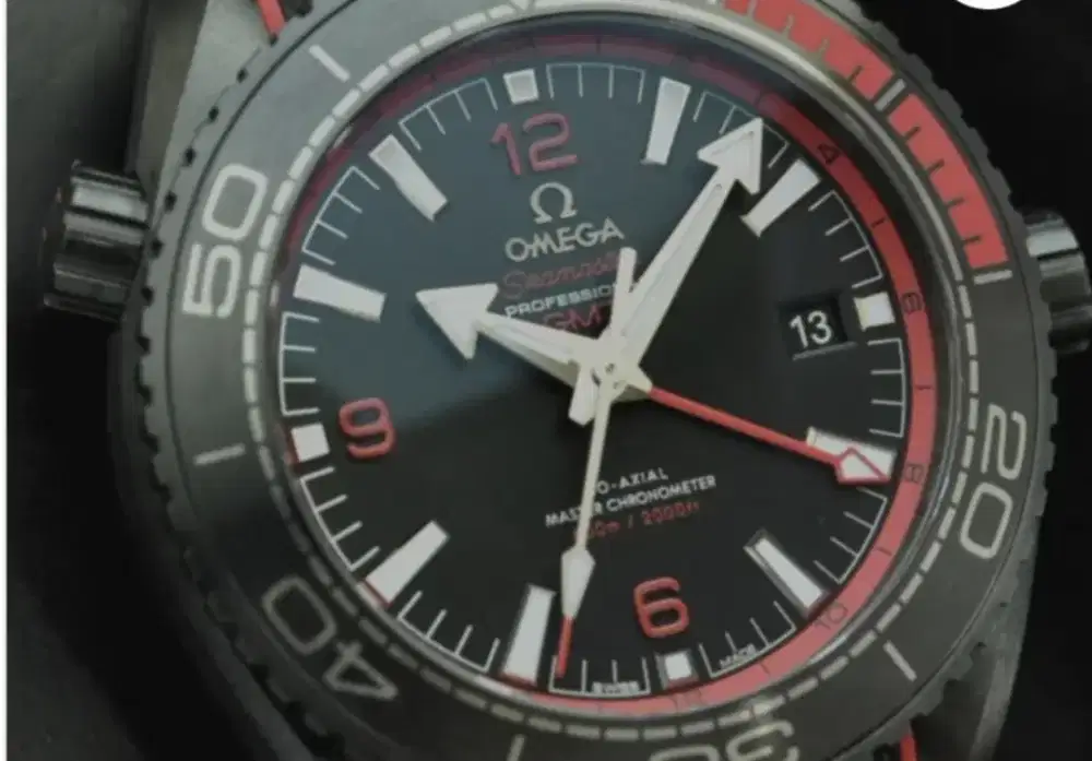 Jam Automatic OMEGA