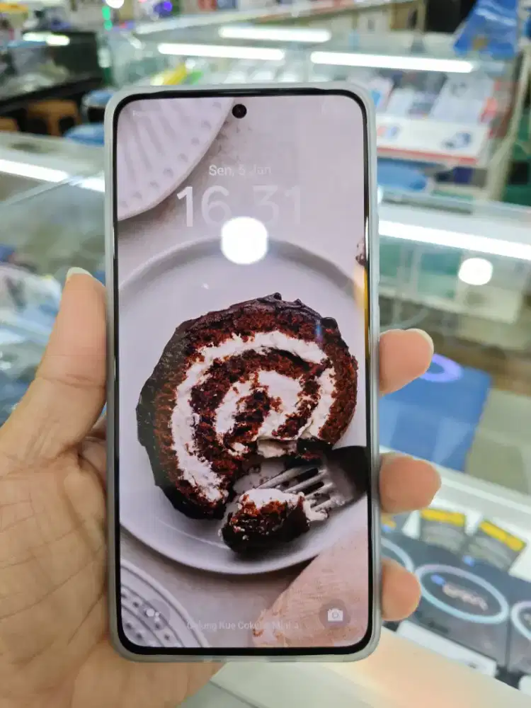 Reno 11f 5G ram 8+8 per 256