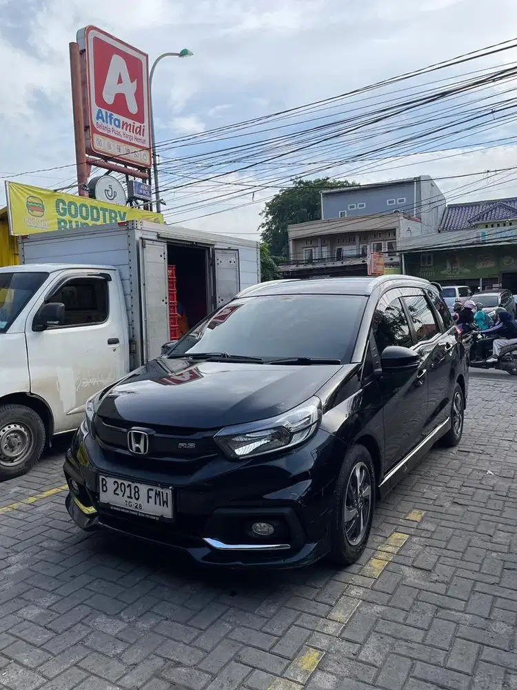 (Cash) Mobilio RS CVT 2018