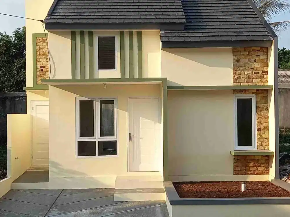 Dijual Rumah Siap Huni Di Tengah kota Cibinong harga  500 Jutaan