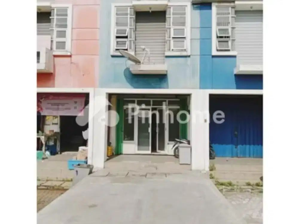 Ruko 2 Lantai Lokasi Strategis Siap Pakai di Emerald Spring Bekasi Timur