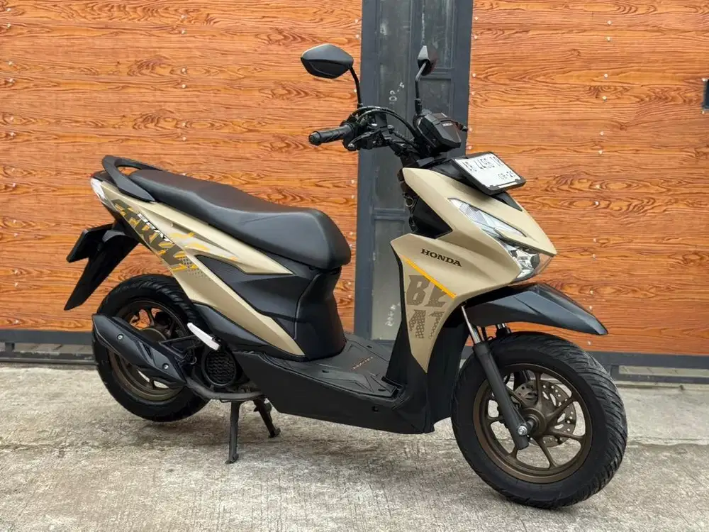 Beat streat 2024 plat ab km rendah