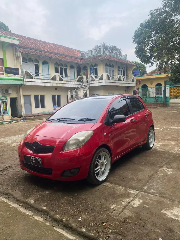 Toyota Yaris 2010 Bensin