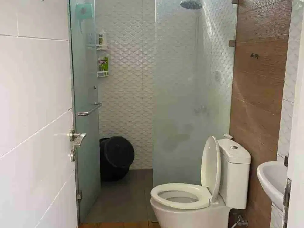 DIJUAL RUMAH ASRI TERAWAT DI PERUMAHAN GIRI MEKAR _FULLY FURNISHED_ DENGAN VIEW KOTA BANDUNG