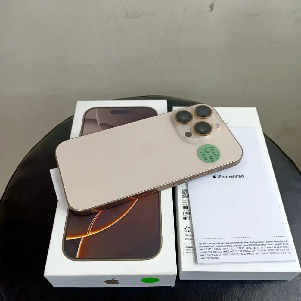 Iphone 16 Pro 128gb baru pake 2 Bln 99,9% like new grs resmi ibox