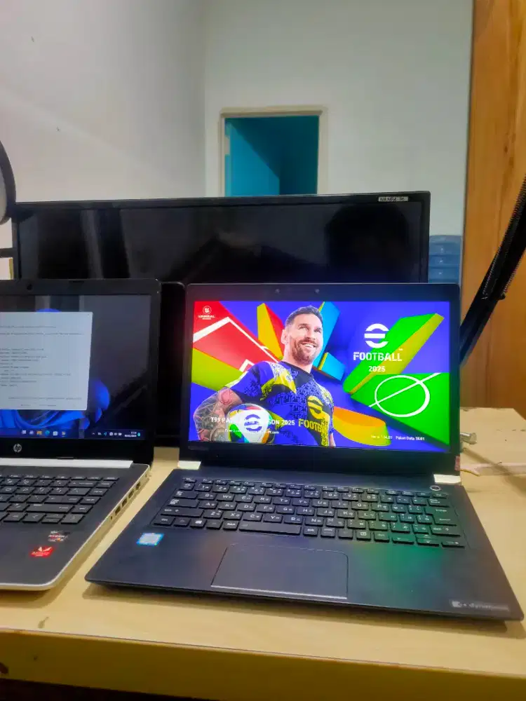 RAM 16GB touchscreen cocok design editing dan gaming