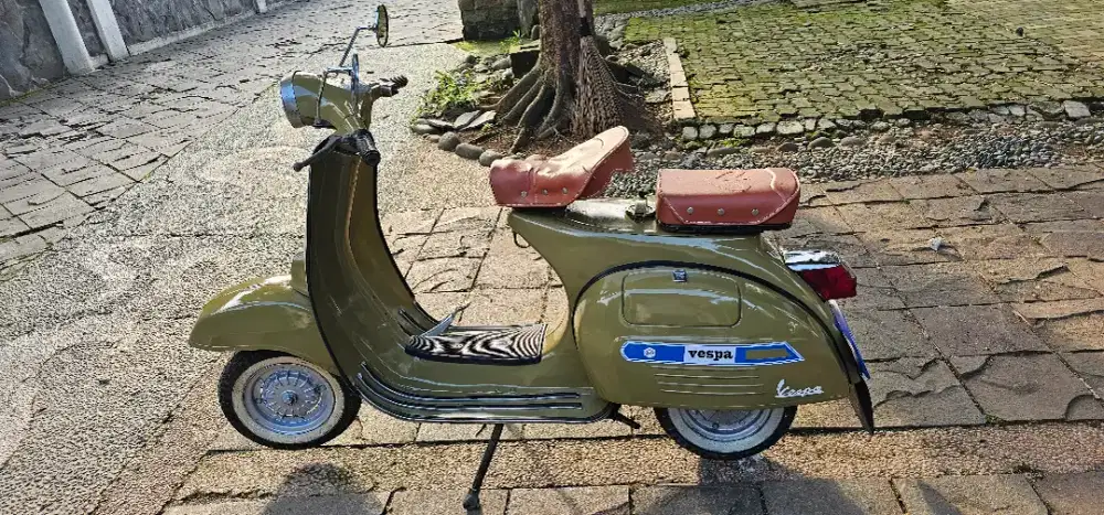 Dijual Vespa Kesayangan Super 1977 Ori