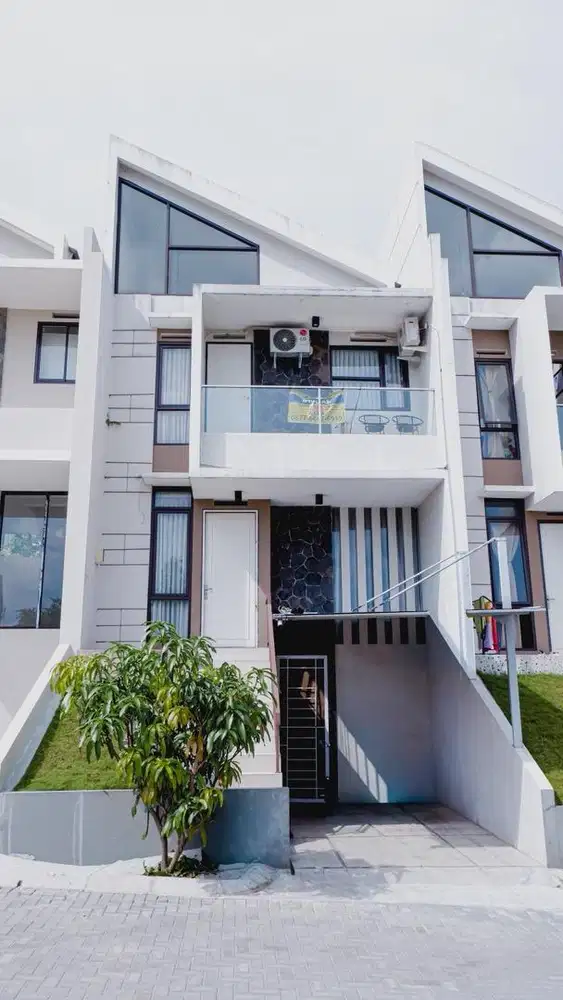 Di Jual / over kredit Rumah 2 lantai BCV 2 Pasir impun mandalajati