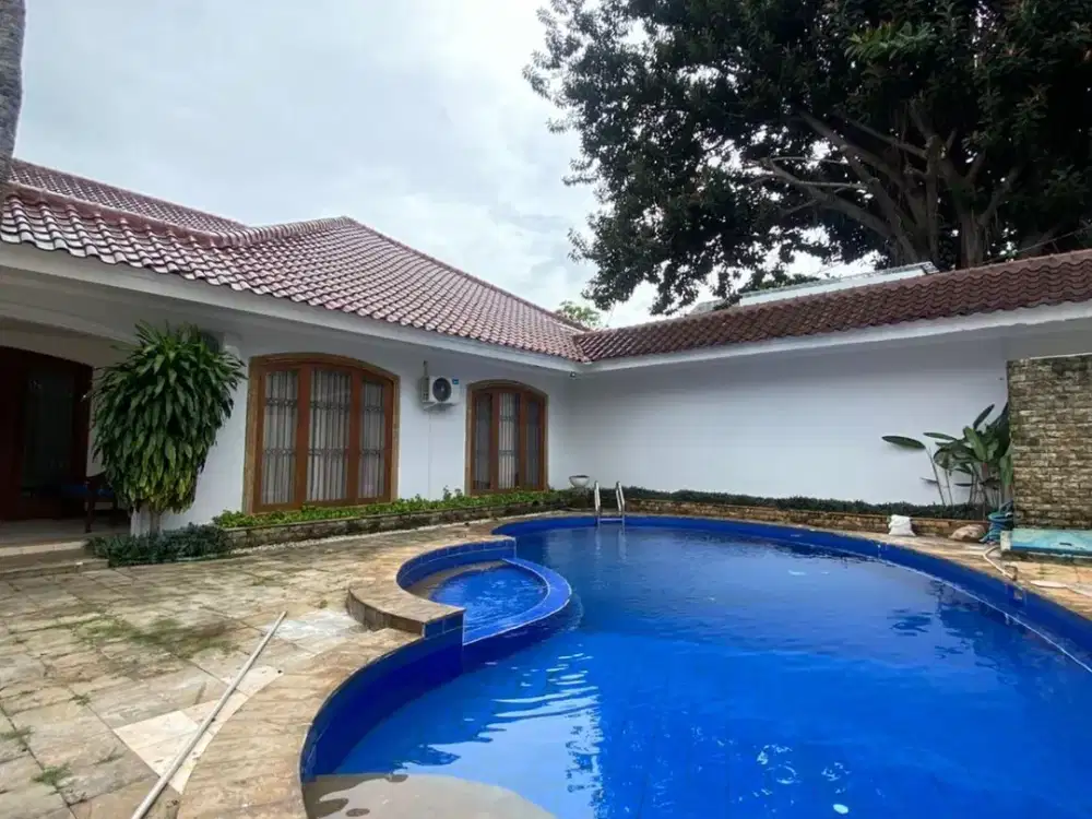 Disewa Rumah Cantik 1 Lantai Cocok untuk Silent Office atau Rumah Pribadi di Area Tenang Jeruk Purut, Jakarta Selatan