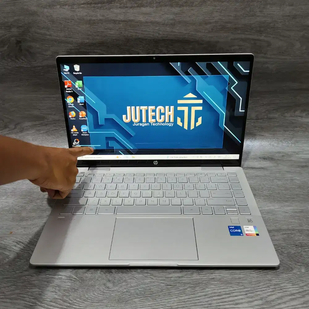 2iN1 Laptop Hp Pavilion 14-ek0114TU Slim Core i5 Gen12 Touchscreen