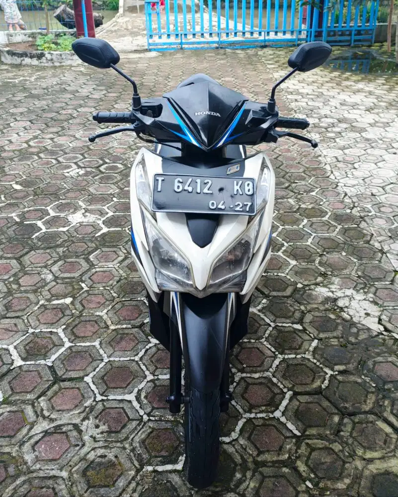 Dijual ceat Vario 125 Kzr 2012