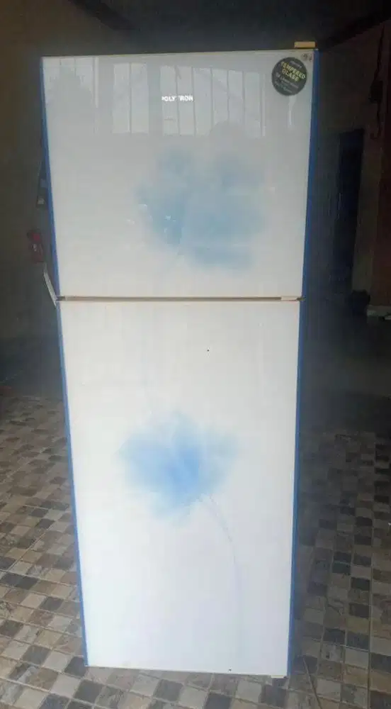 Kulkas polytron 2 pintu